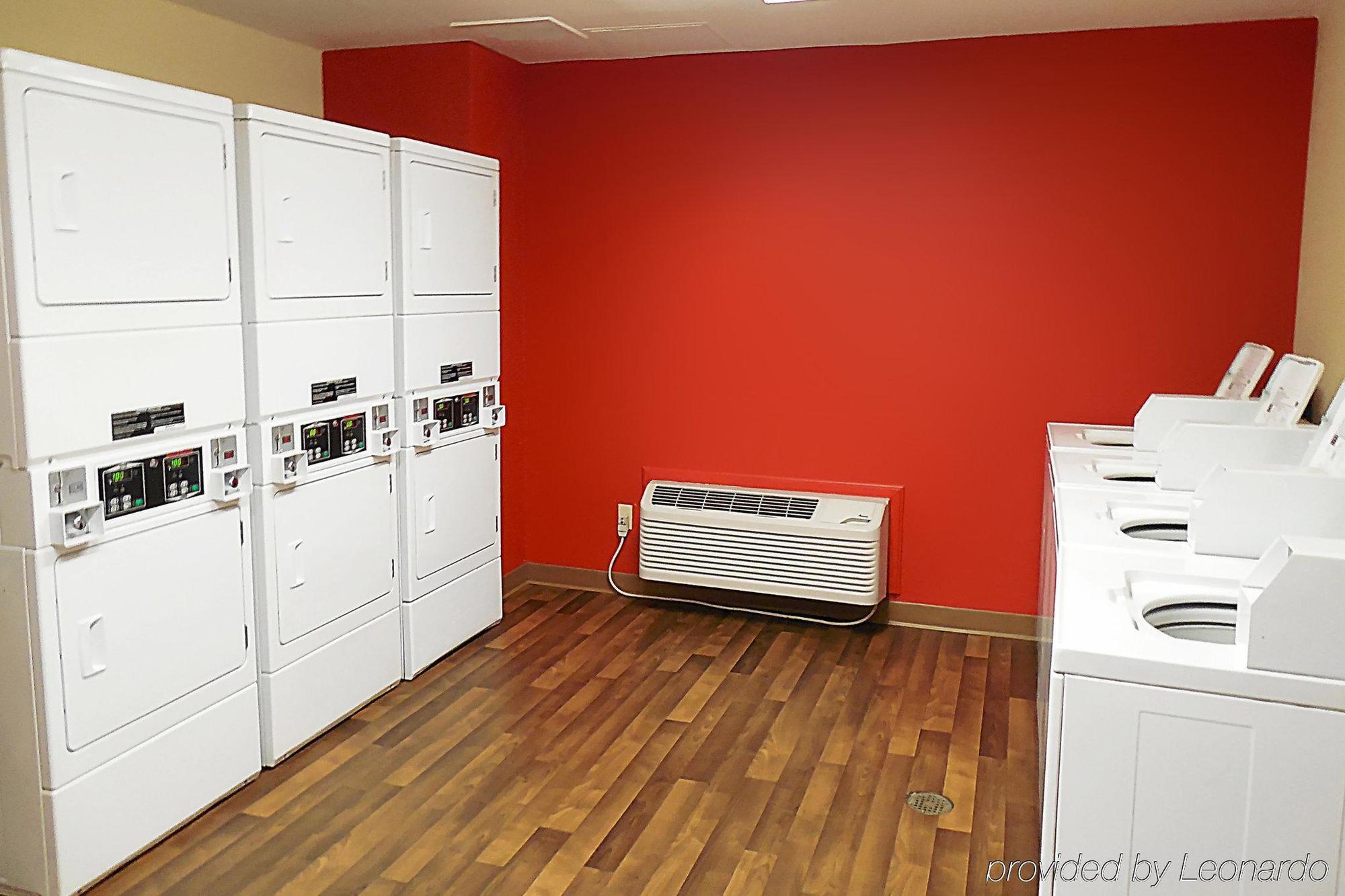 Suburban Studios Auburn Hills - Detroit Buitenkant foto